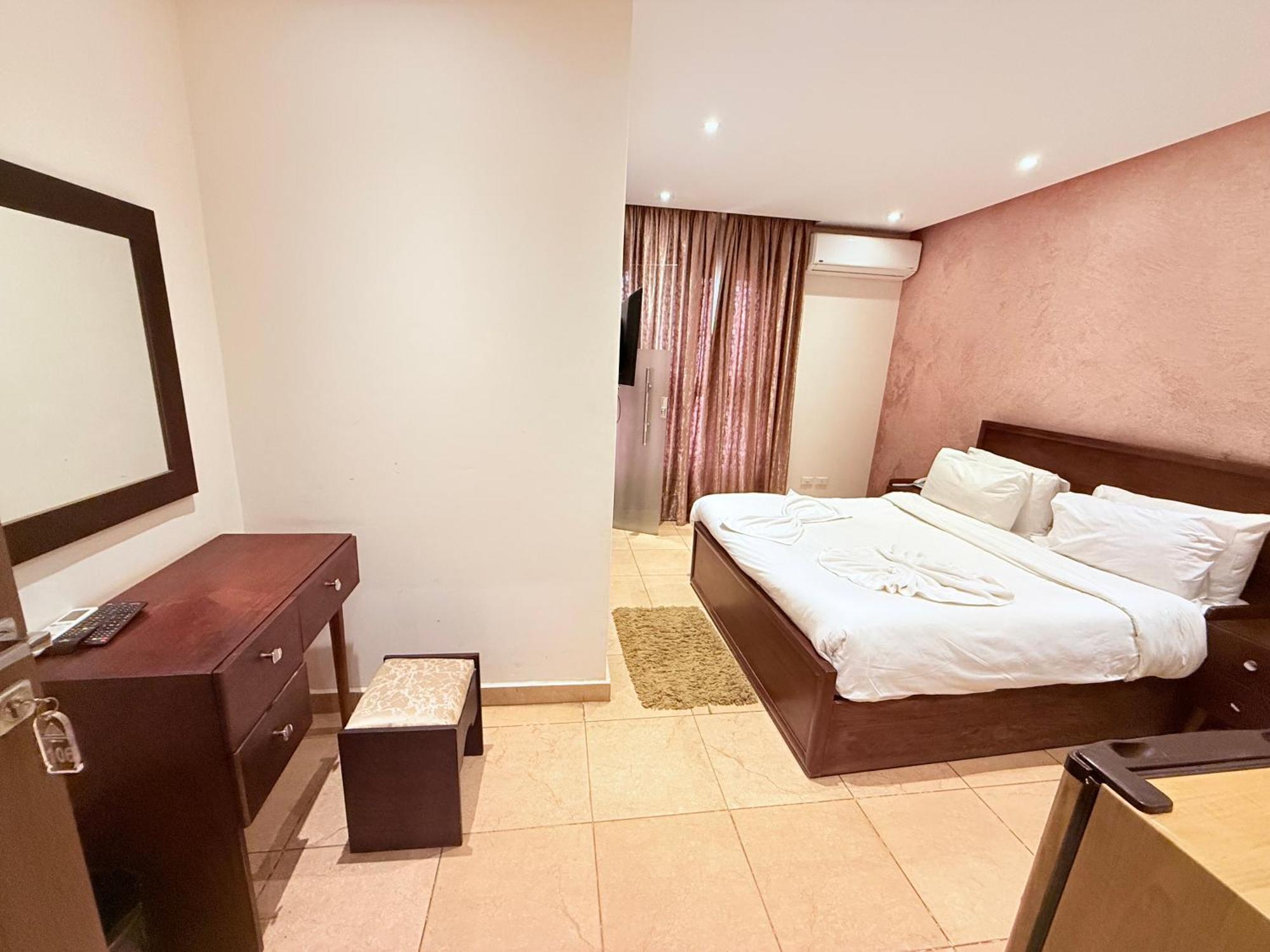 King Khafren View Inn Kafret el-Gabal Exterior foto