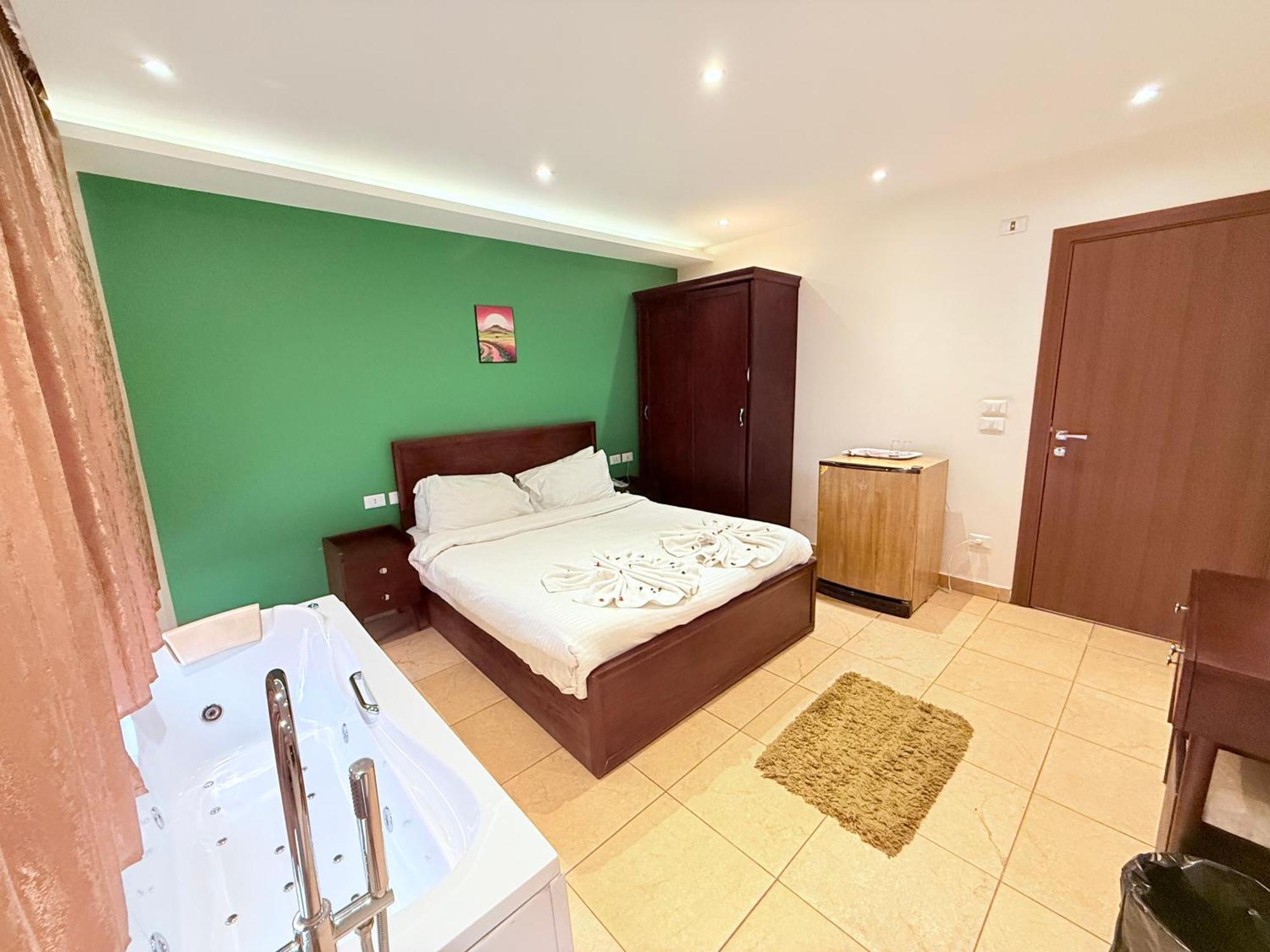 King Khafren View Inn Kafret el-Gabal Exterior foto