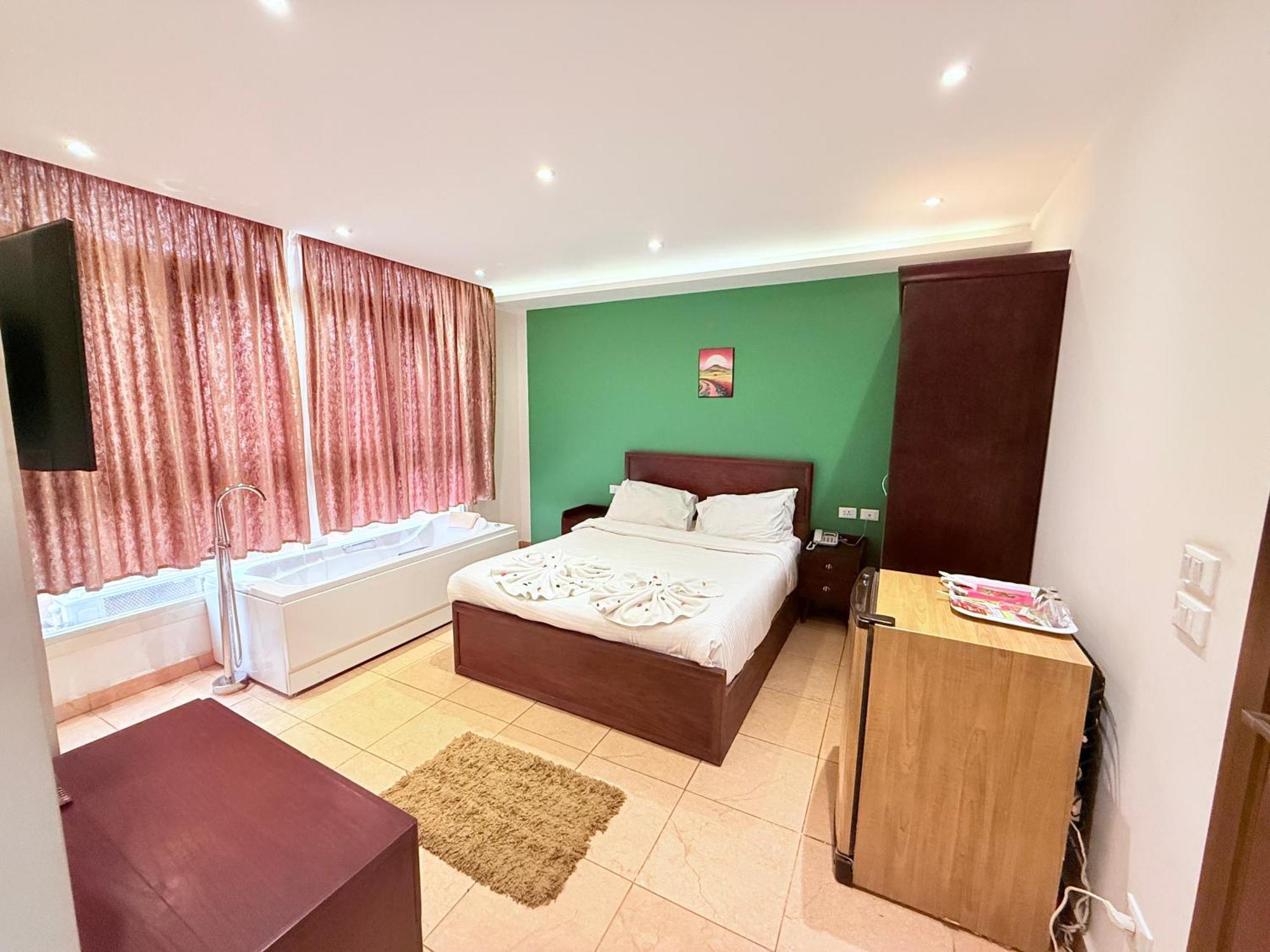 King Khafren View Inn Kafret el-Gabal Exterior foto