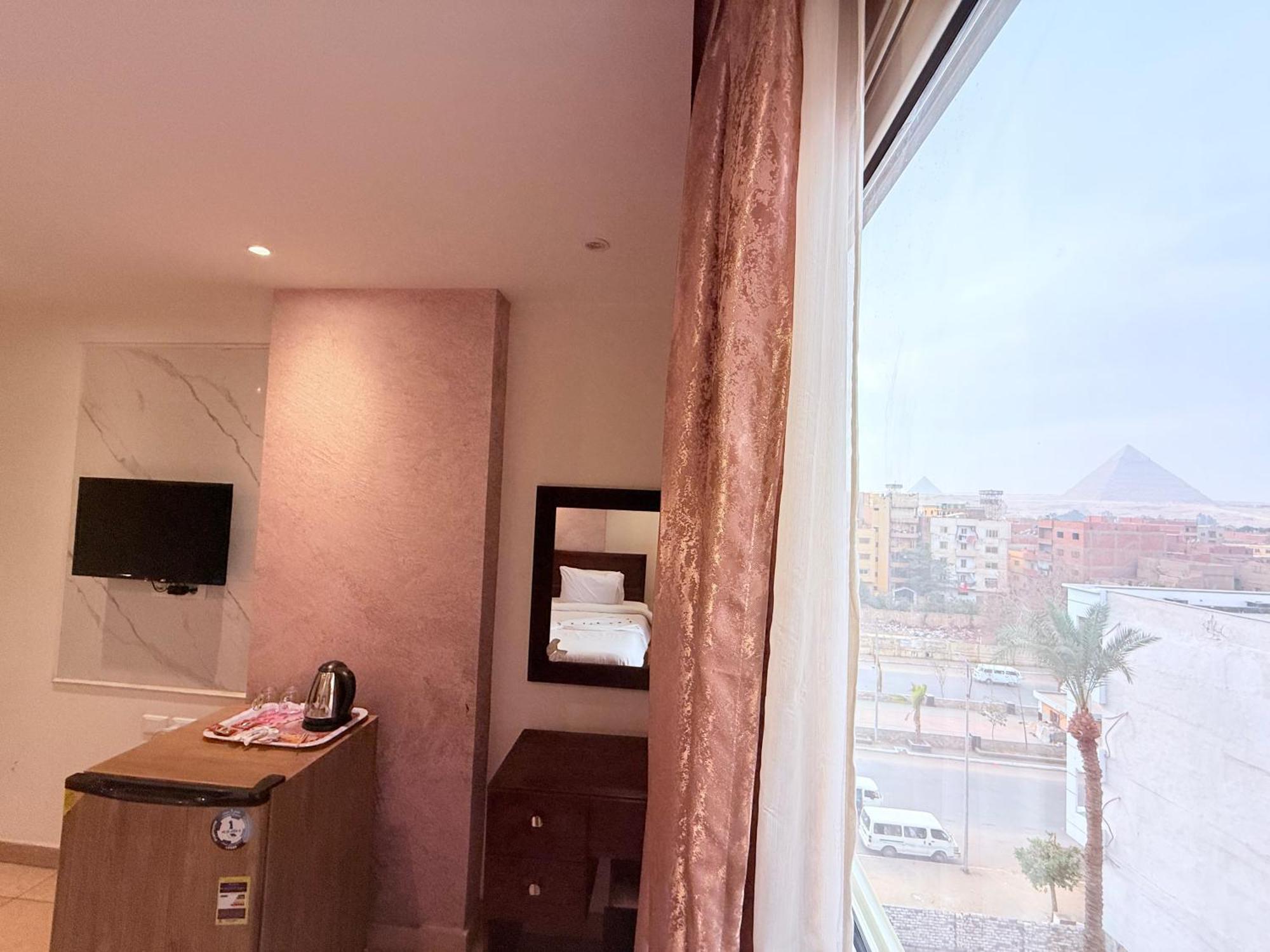 King Khafren View Inn Kafret el-Gabal Exterior foto
